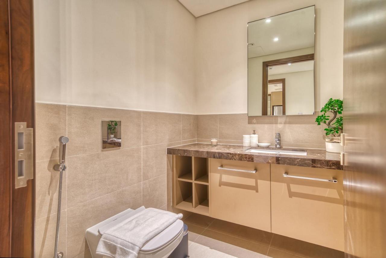 Incredible Views From This Classy Apt With Terrace Dubai Exterior foto